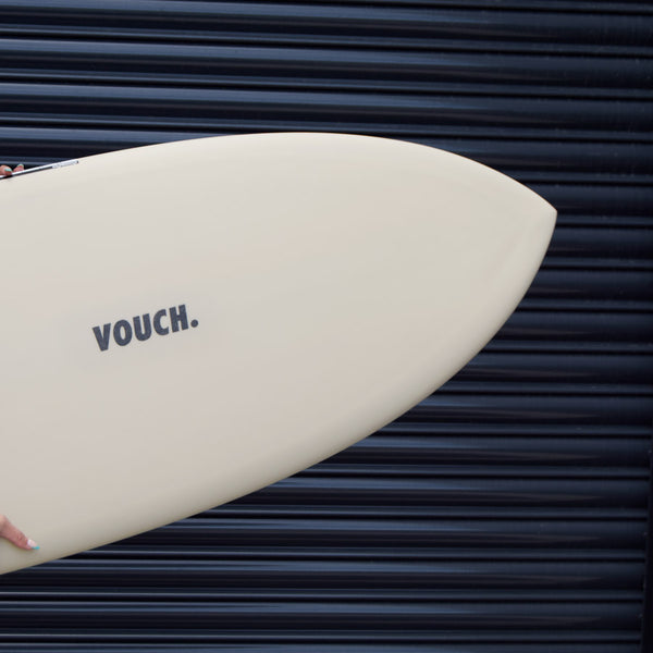 Vouch Vish Surfboard - Beige - 5'4